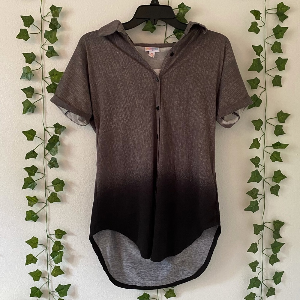 Lularoe gradient button up tee